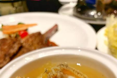 牛排炖鲍鱼的做法