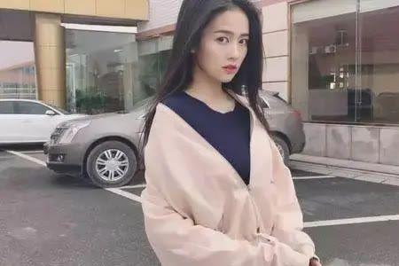 赵露思和白鹿谁先出道