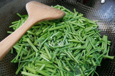 素炒韭菜怎样炒才脆