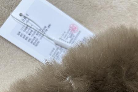 獭兔毛变色是为什么吗