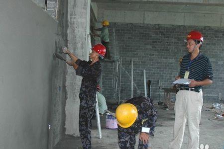 砖墙抹灰前为什么必须水湿透