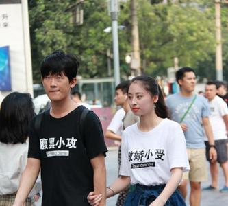 大街上穿衣服犯法吗