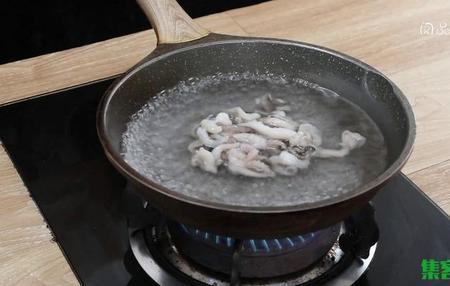 章鱼须焯水几分钟