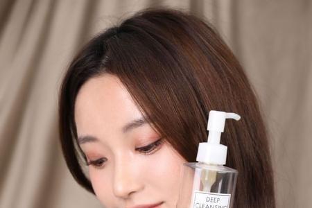 初夏堂卸妆油适合油痘肌用吗