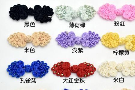 黄色旗袍配什么颜色的扣子
