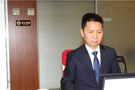 董事和副总经理谁大