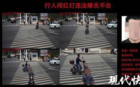 新装红绿灯路口多久抓拍闯红灯