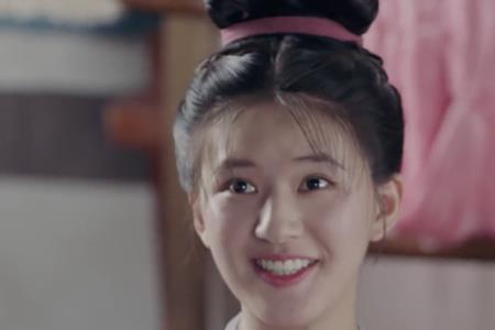 嫣默初鸢啥意思