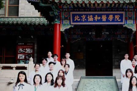 经以科学纬以人情是什么意思