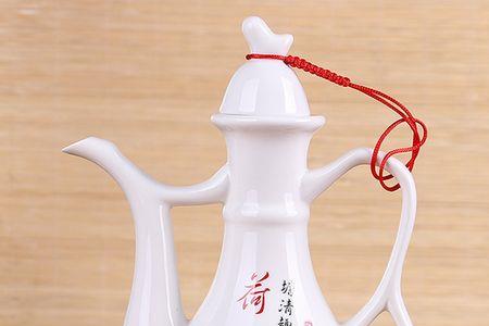 塑料酒壶存放白酒多长时间