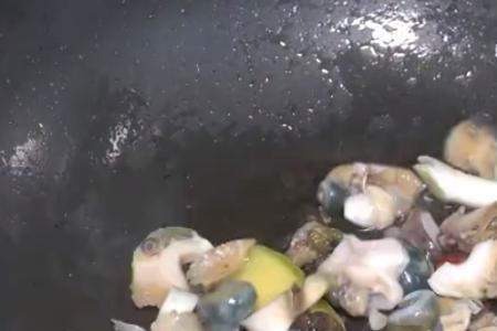 海螺肉炒洋葱怎么做好吃