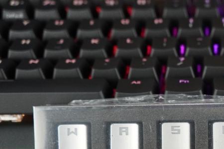 小叮当键盘什么轴的