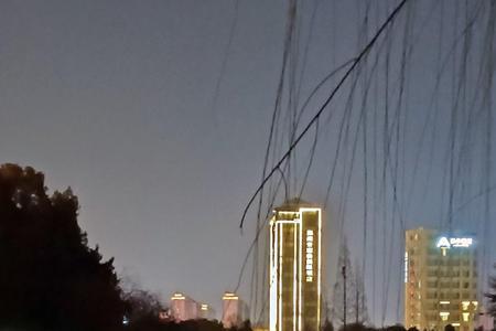 夜色暮霭什么意思