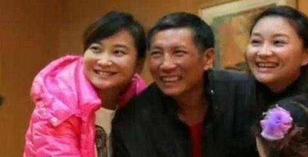 贾玲爸爸贾文田是做什么工作的