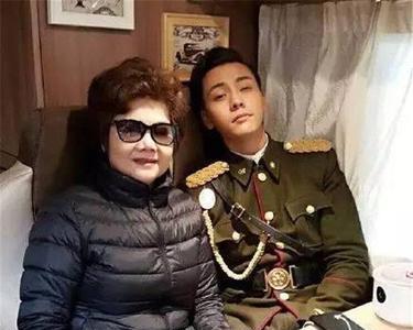 陈坤的妈妈叫什么
