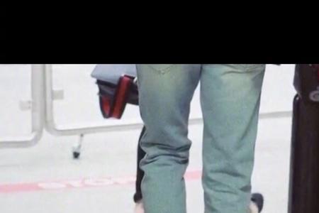 走路喇叭腿怎么改正