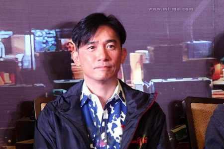听风者一开始为什么要捅一刀