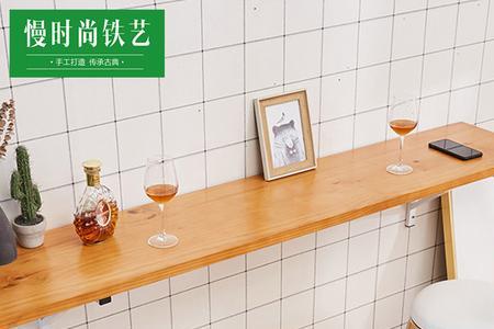 餐厅一字隔板离餐桌多高