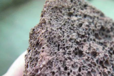 火山能量石与磁石区别