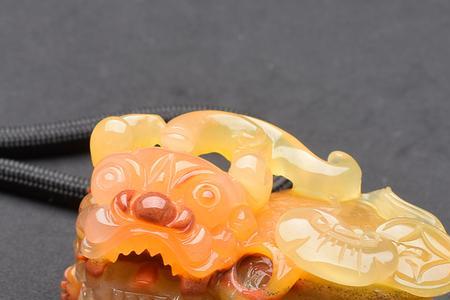 黄龙玉有哪三大亮度