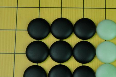 围棋边上可以放棋子吗