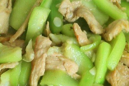 豆子丝瓜炒肉做法