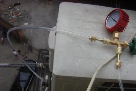 空调不加氟加水可以吗