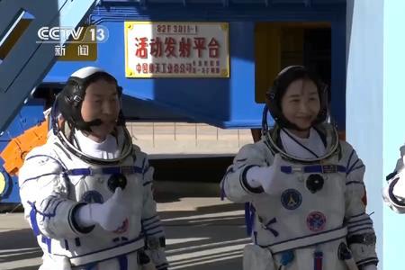 蔡旭哲简介