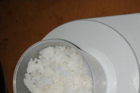 两百克熟米饭有多少