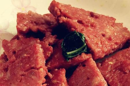 自制午餐肉中间为什么鼓起来了