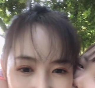 亲左脸颊有什么意义