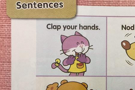 用单词clap造句