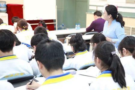 大连四十四高中可以住校吗