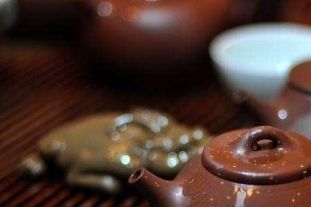 紫砂壶身与壶盖怎么分离