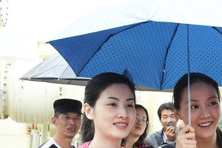 贺丹丹哪部电影有吻戏