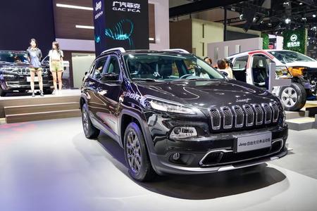2014年进口jeep自由光有几种