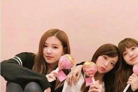 blackpink四人名字连起