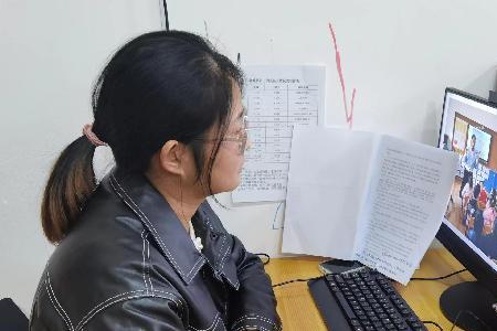 初级保育员证公立幼儿园认可吗
