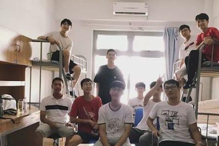 进才中学全部是住宿生吗