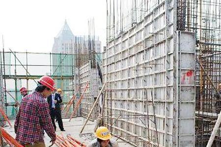 土建小工干什么的