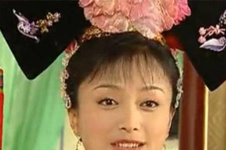 还珠格格三中知画念过的一首诗