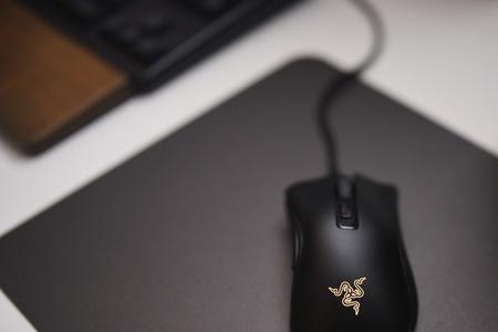 蝰蛇鼠标标准版需要设置么