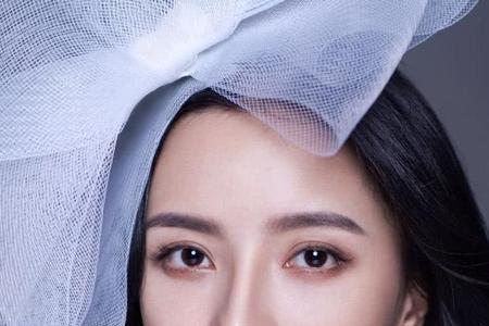 惊艳与优秀哪个更好一点