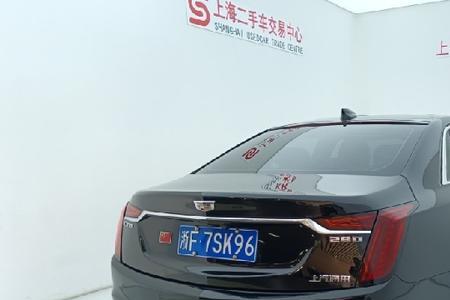 凯迪拉克怎么查型号