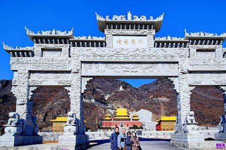 辽阳龙峰山景区开放时间