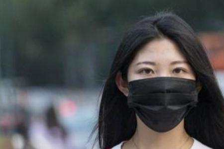 为什么有的女生戴口罩好看