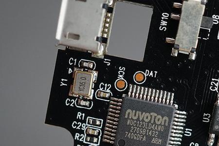 hero25k传感器和pmw3395哪个好