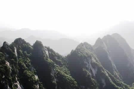 洛阳最高的山