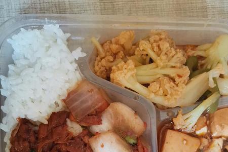 学校食堂的很嫩的肉是牛肉吗