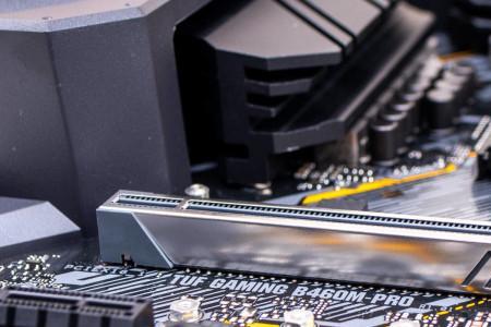 华硕b660重炮手支持pcie40固态
